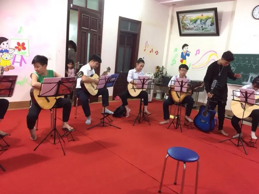 Trung Tâm Âm Nhạc Yên Phong