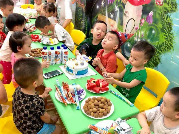 Trường Mầm Non Vietkids