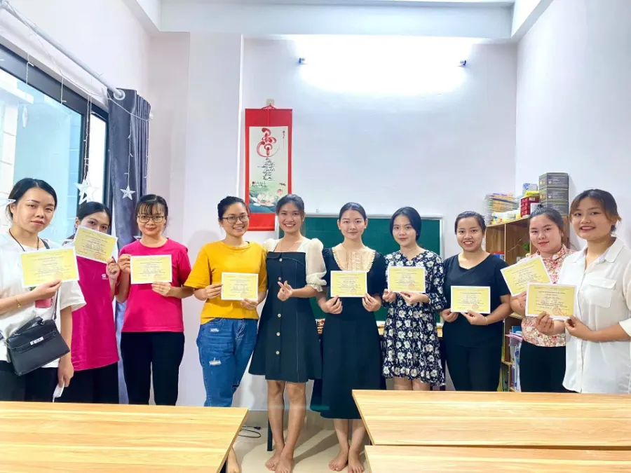 Trung Tâm Luyện Chữ Đẹp Thùy Loan