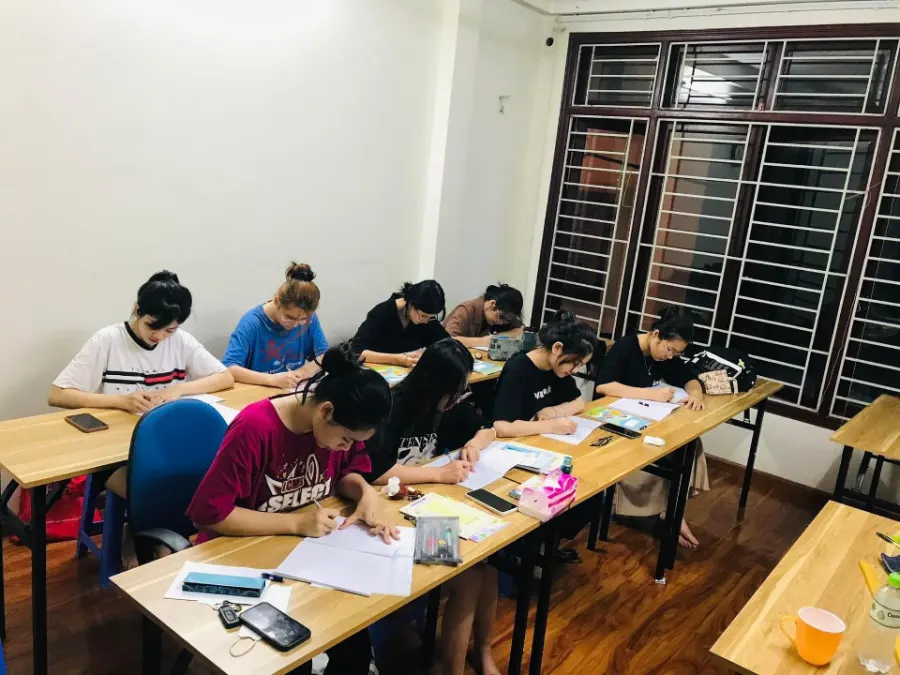 Trung Tâm Luyện Chữ Đẹp Thùy Loan