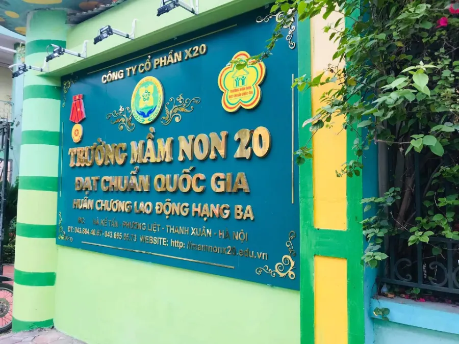 Trường Mầm Non X Hai Mươi