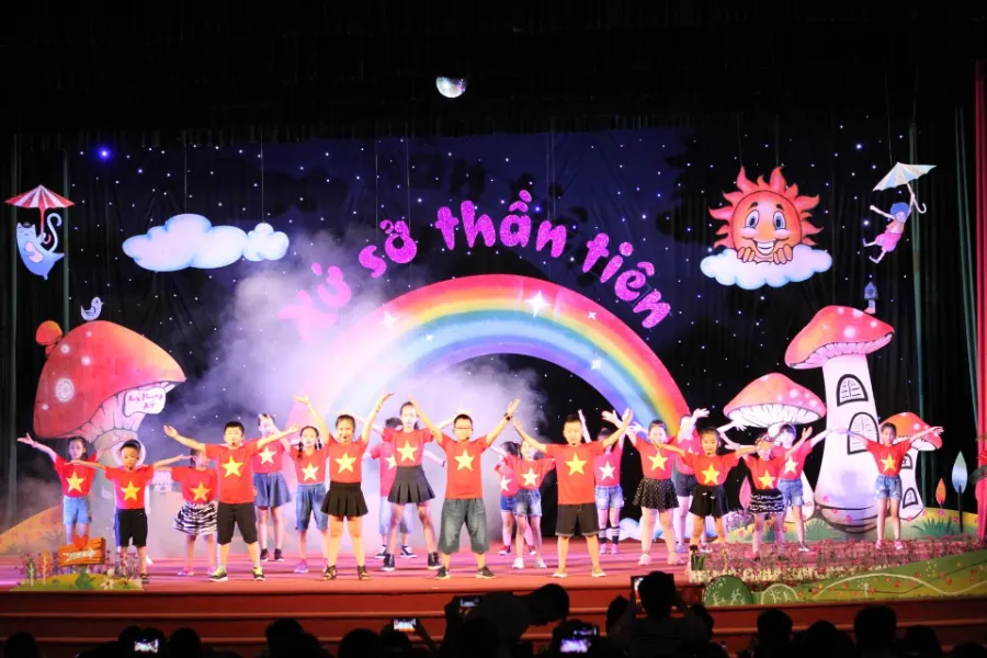 Trung Tâm Nghệ Thuật Ánh Huyền