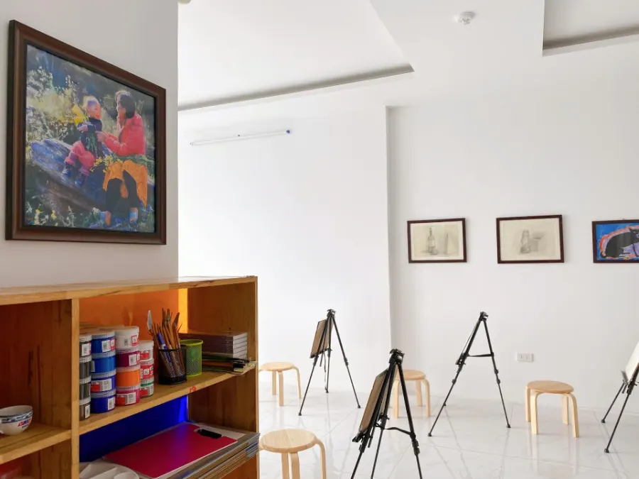 Trung Tâm Mỹ Thuật Beyond Art