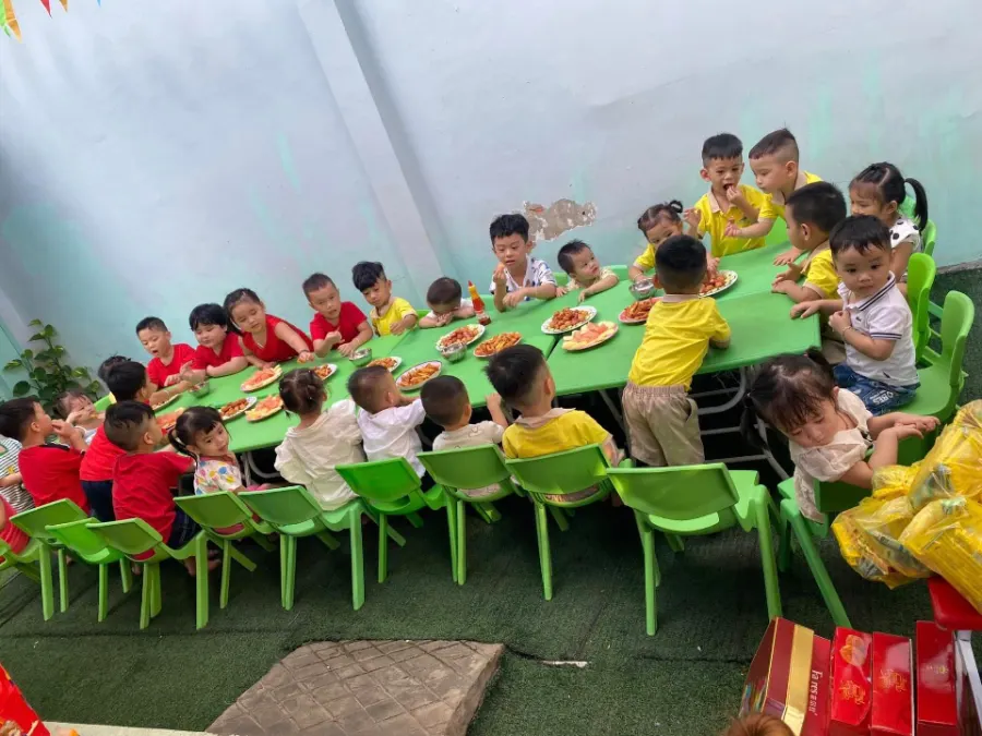 Trường Mầm Non Hoa Nắng