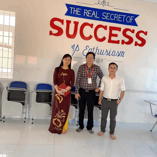 Trung Tâm Ngoại Ngữ Link Education