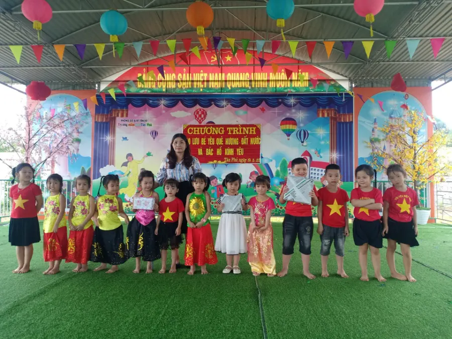 Trường Mầm Non Tân Phú