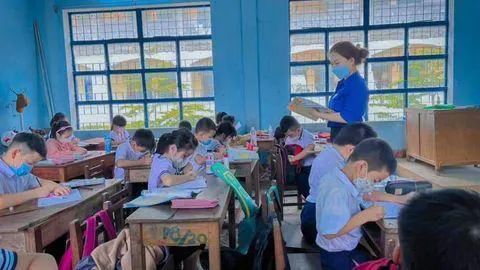 Trường Tiểu học Hoà Tiến