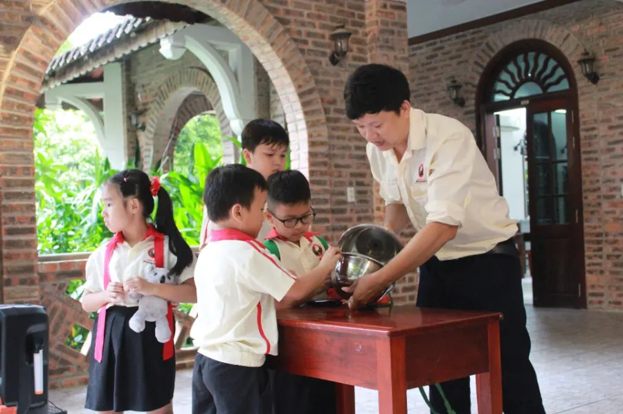 Trường Tiểu Học Phoenix Education
