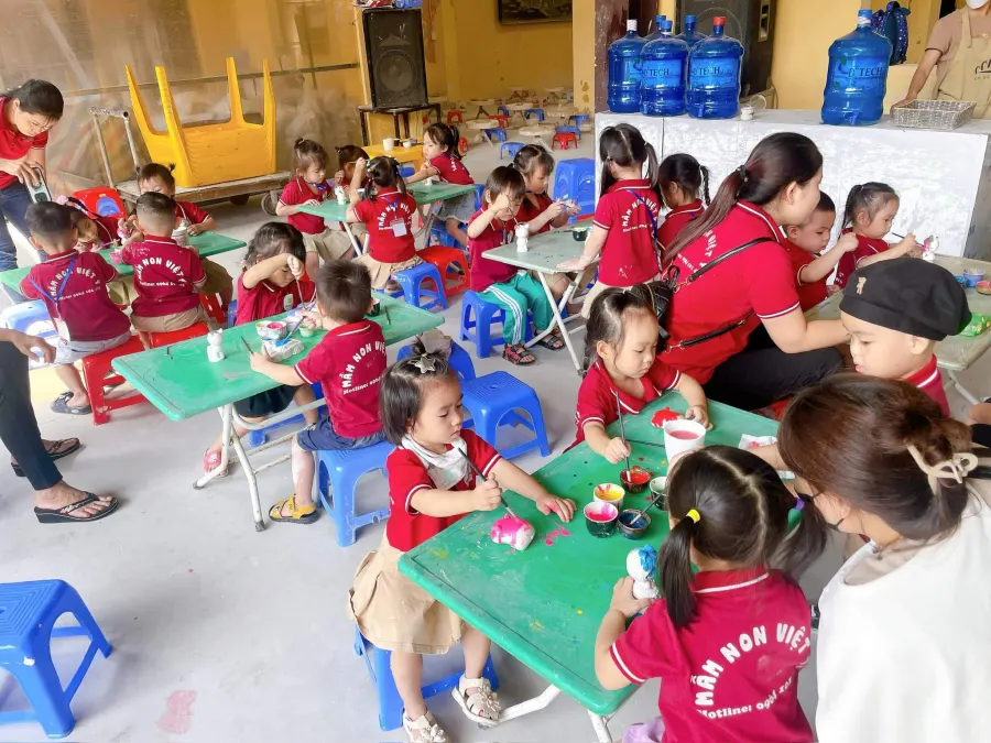 Trường mầm non Việt Ý Montessori