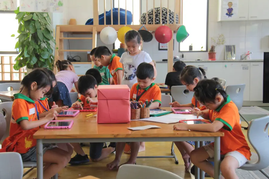 Trường mầm non Quốc tế Liên Hợp Quốc - United Nations International School of Ha Noi (UNIS Ha Noi)