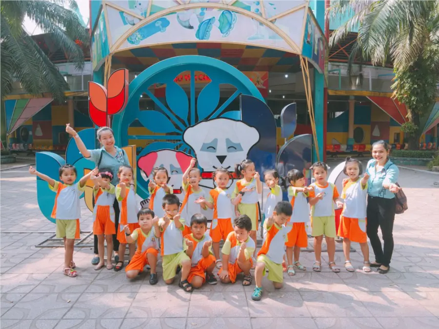 Trường mầm non Hoa Lan