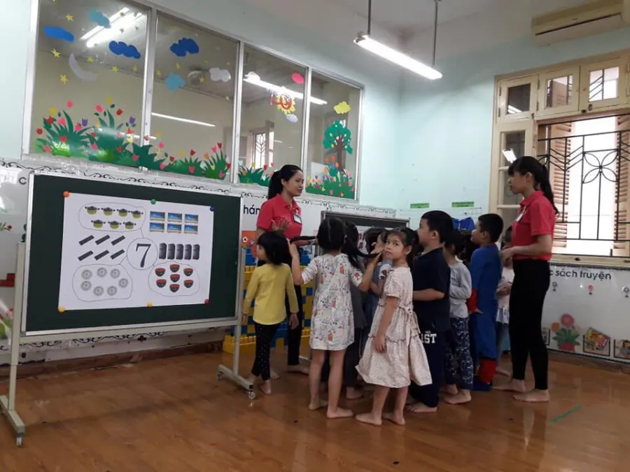 Trường mầm non Hoa Hồng