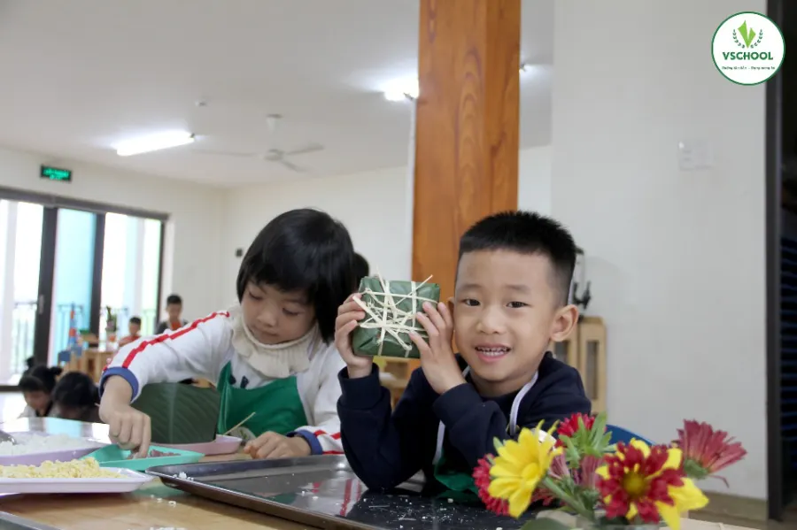 Mầm non Song ngữ Montessori VSchool - Hồng Thái, Việt Yên