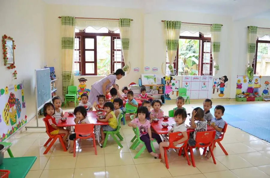 Mầm Non Sao Vàng - Trần Đại Nghĩa, Tân Kiên