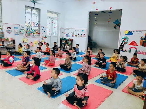 Mầm Non Kính Vạn Hoa
