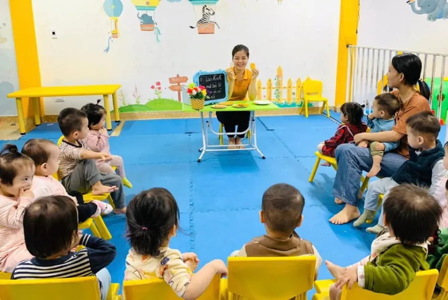 Mầm Non Mặt Trời Bé Con