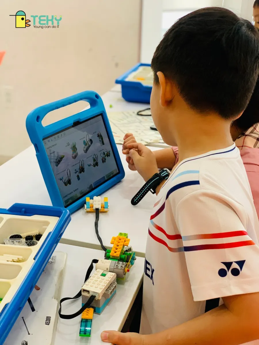 Học viện Sáng tạo Công nghệ Teky