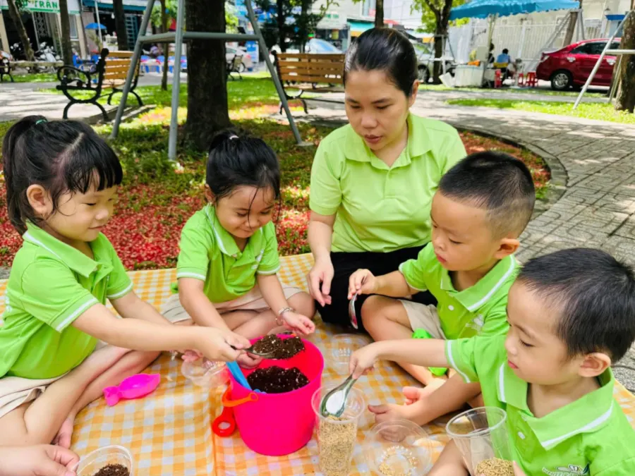 Mầm non Thỏ Trắng - White Rabbit Preschool