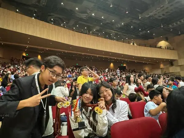 Trung tâm TTS Education English center