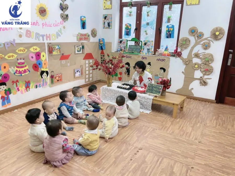 Trường Mầm Non Vầng Trăng - Moon Kindergarten