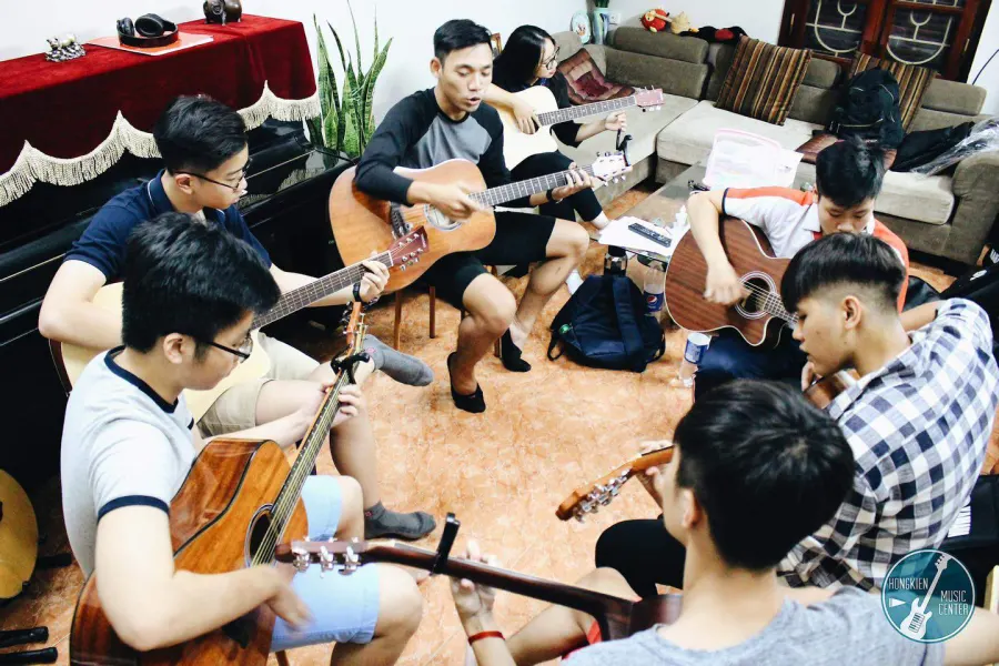 Trung tâm HongKien Music CS2
