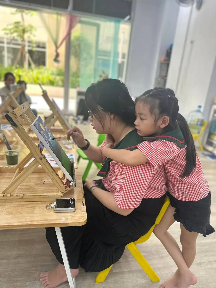 Trung tâm Mỹ thuật Art Family CS4