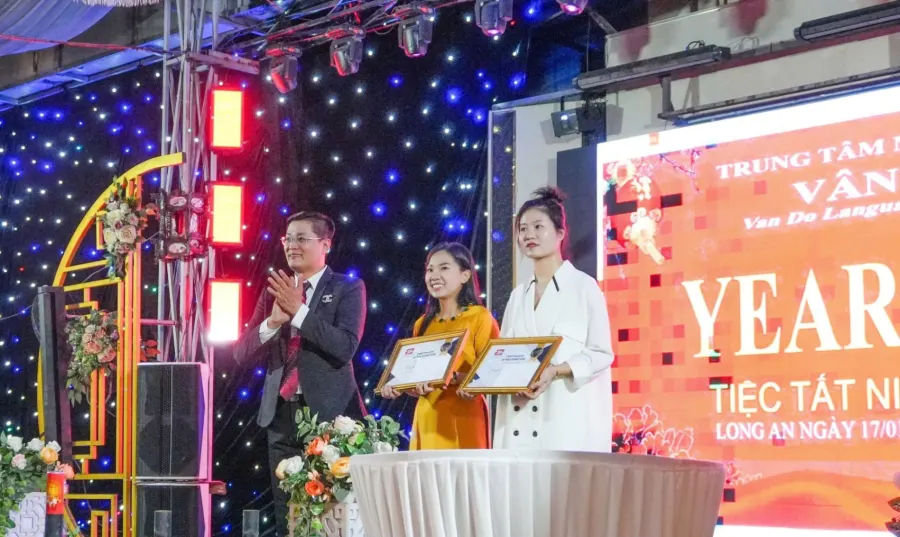 Trung tâm Ngoại ngữ Vân Đô