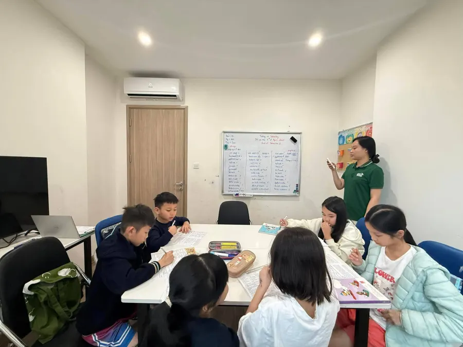 Trung tâm Anh ngữ Lucy Class