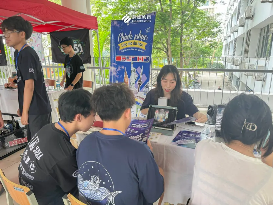 Trung tâm EIC Education - Du học Hoa Ngữ
