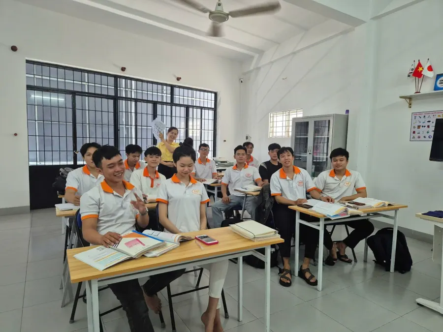 Trung tâm Du học và XKLĐ Nhân Phú