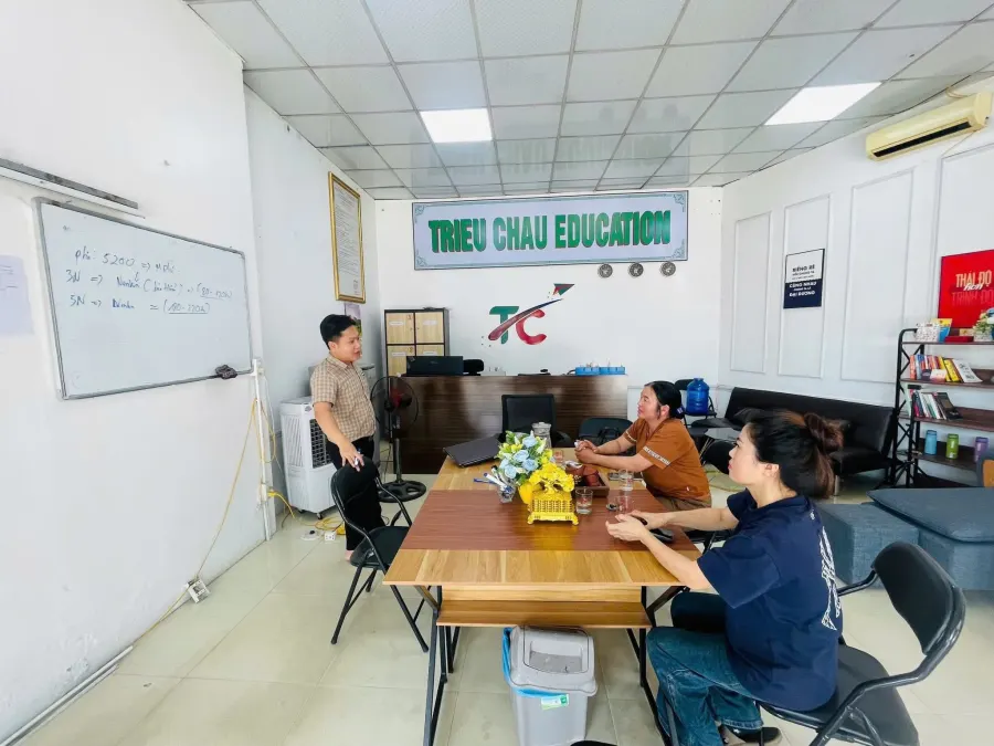 Trung tâm Triều Châu Education