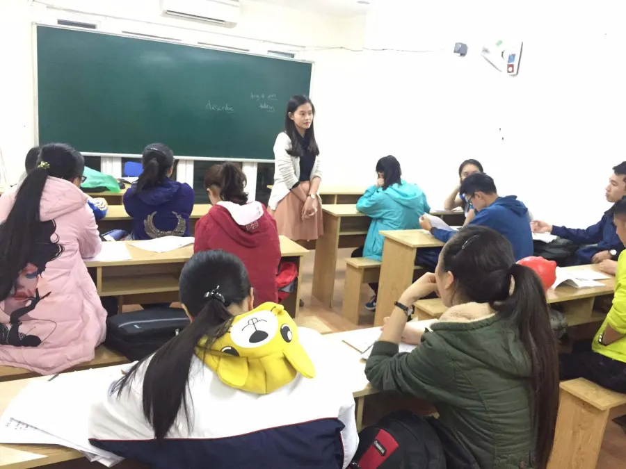 Trung tâm Ngoại Ngữ 24h