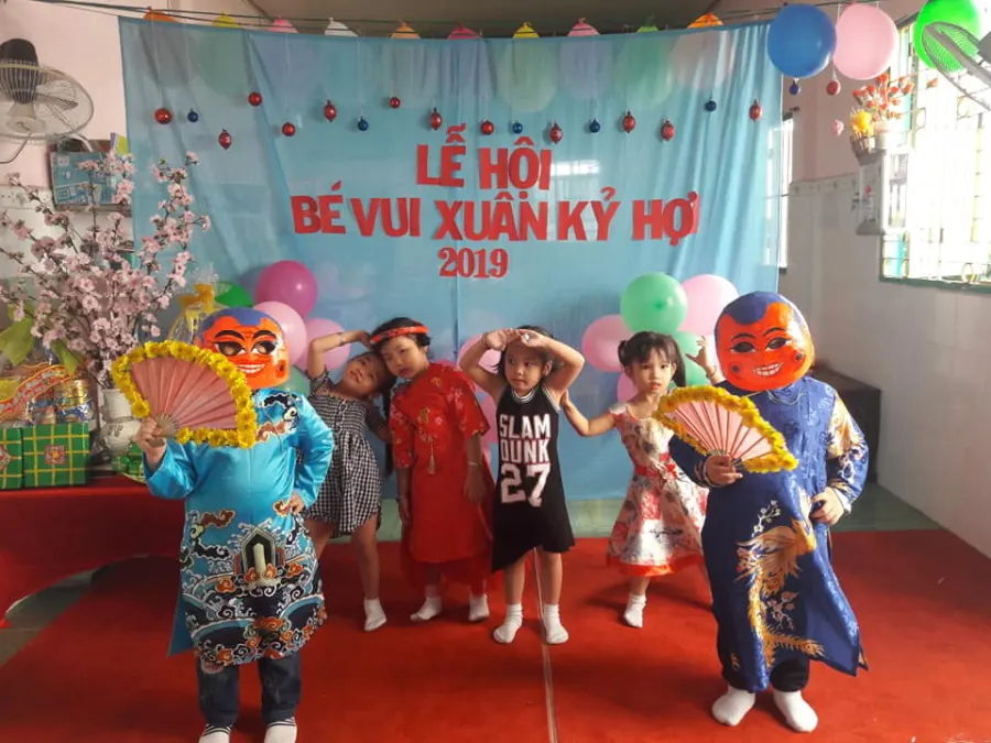 Trường mầm non (nhóm trẻ) Thỏ Hồng