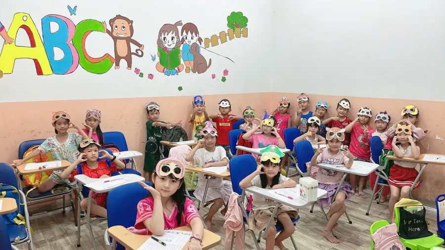 Trung tâm Ngoại Ngữ Hướng Dương