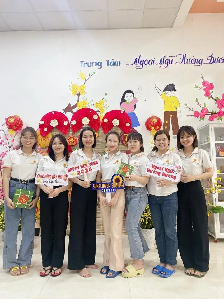 Trung tâm Ngoại Ngữ Hướng Dương