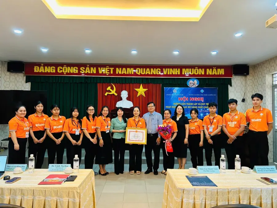 Trường Cao đẳng Công nghệ cao Đồng Nai (DCoHT)