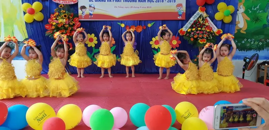 Trường mầm non Con Ong Nhỏ ( Honey kids Kindergarten)