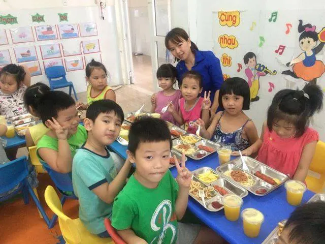 Trường mầm non Con Ong Nhỏ ( Honey kids Kindergarten)