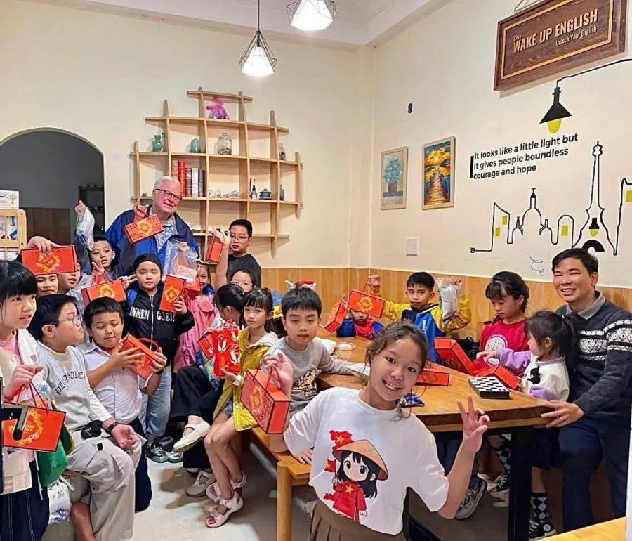 Câu lạc bộ Wakeup English