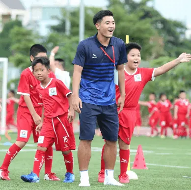 Trung tâm dạy Bóng đá Trẻ em VietGoal - Thủ Đức 9