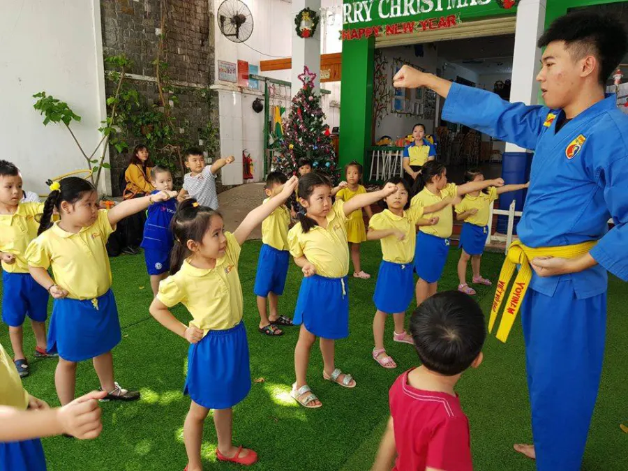 Trường mầm non Nắng Hồng