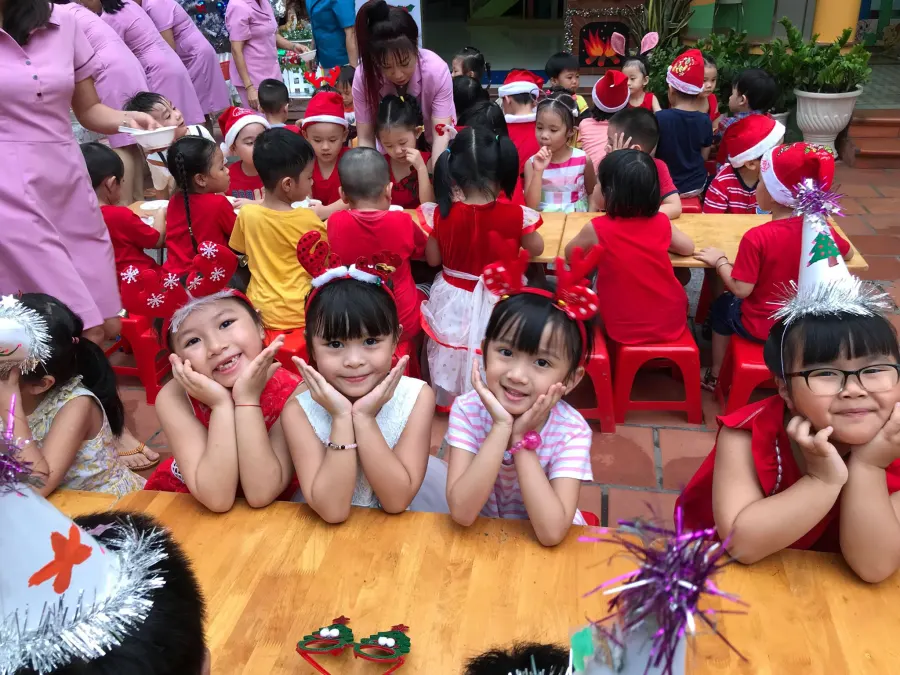 Trường mầm non Hoa Sứ