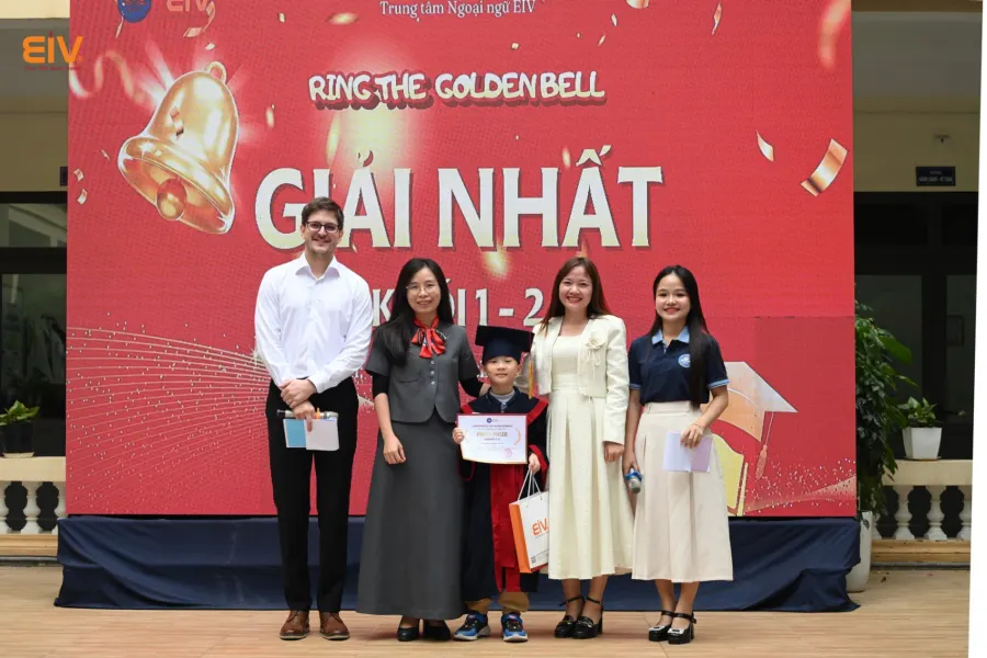 Trung tâm EIV Education - Giáo Viên Bản Ngữ