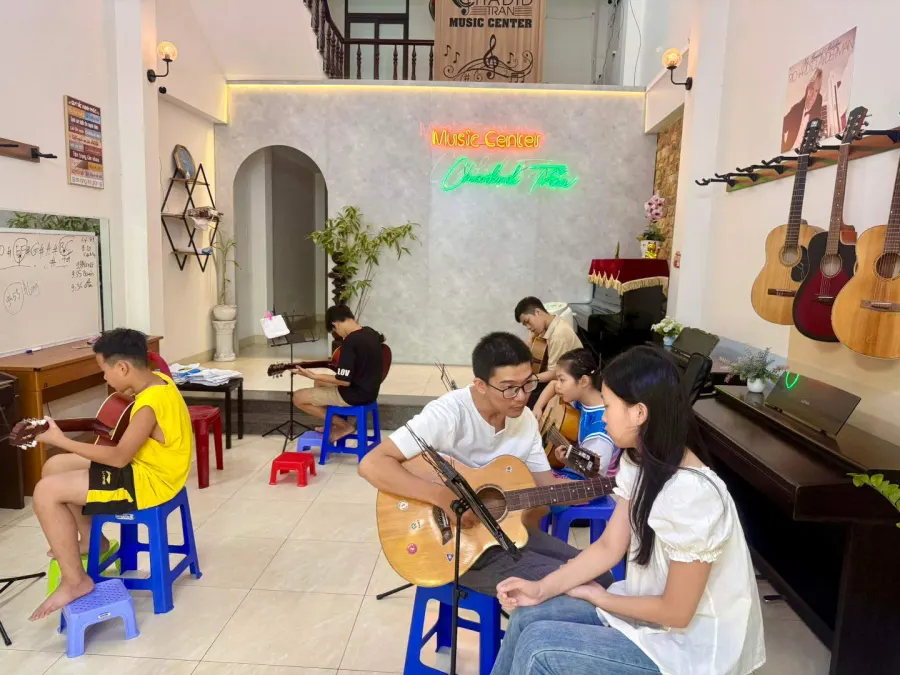 Trung tâm Âm Nhạc Chadid Trần