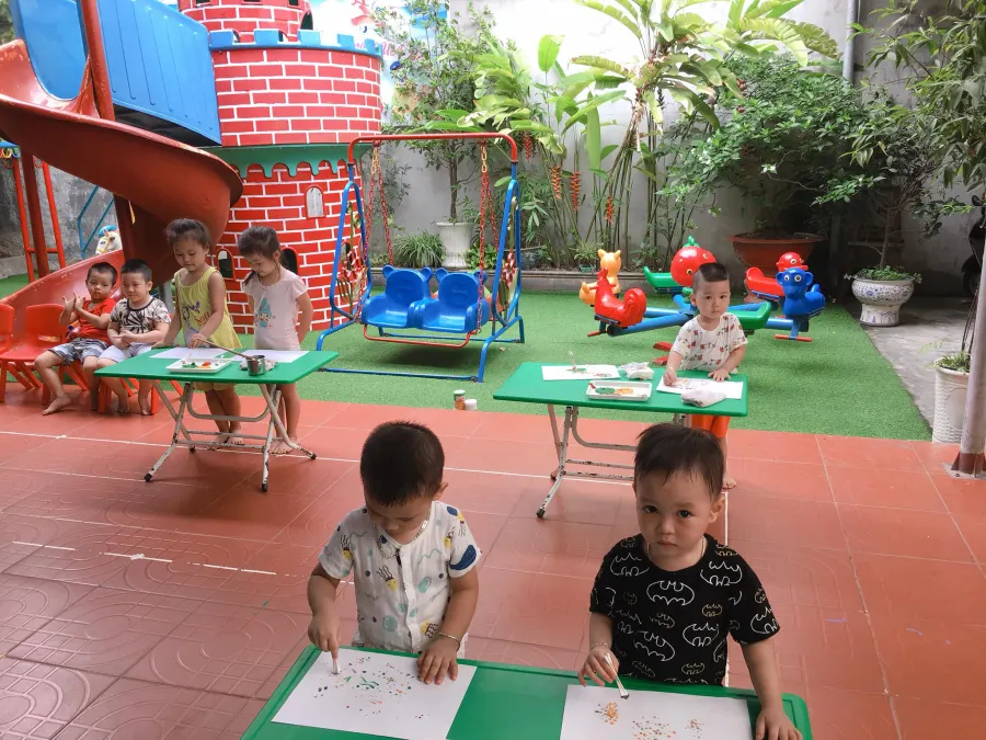Trường mầm non Hoa Nắng