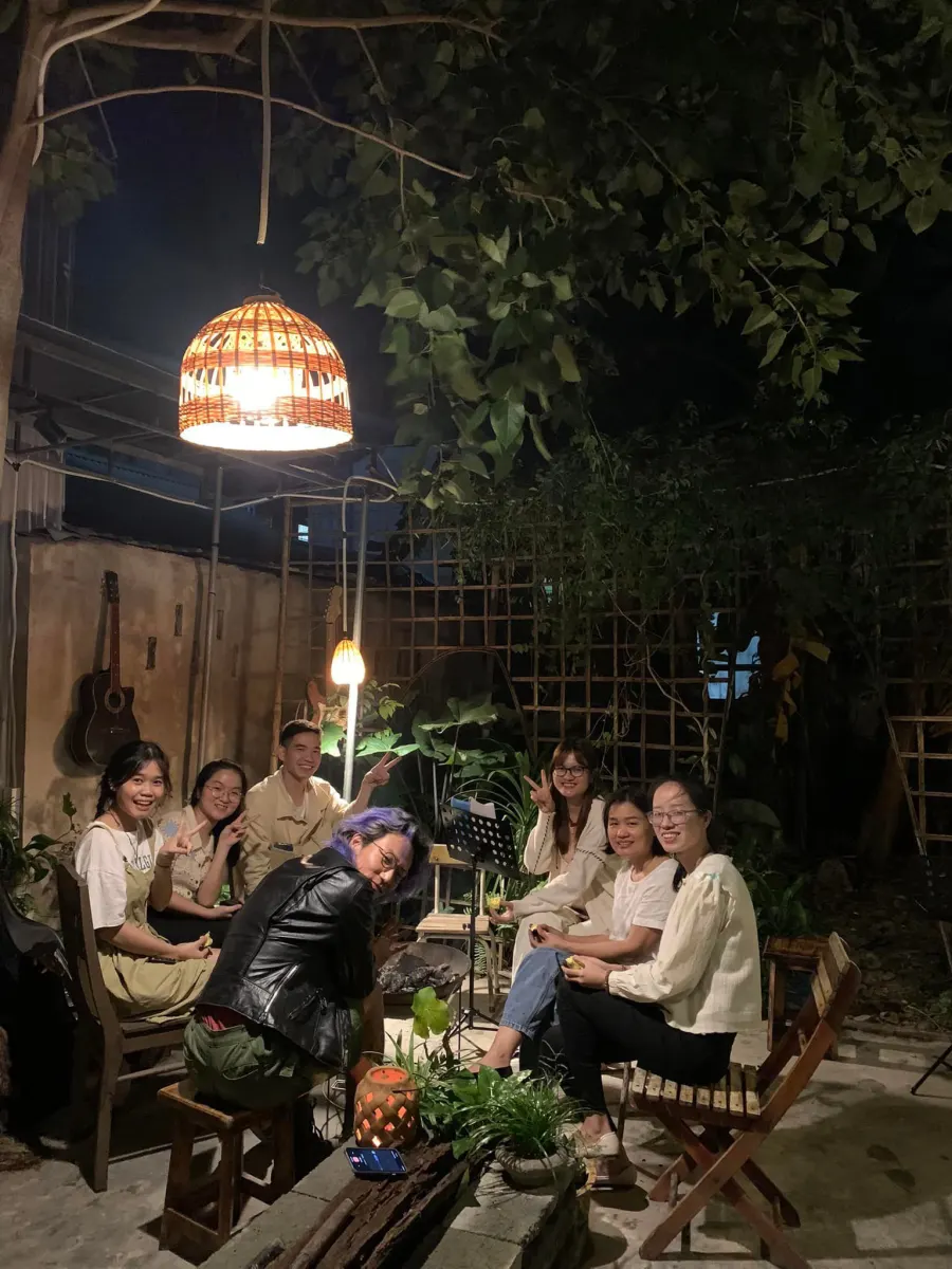 Lớp Guitar & Ukulele PHỦI