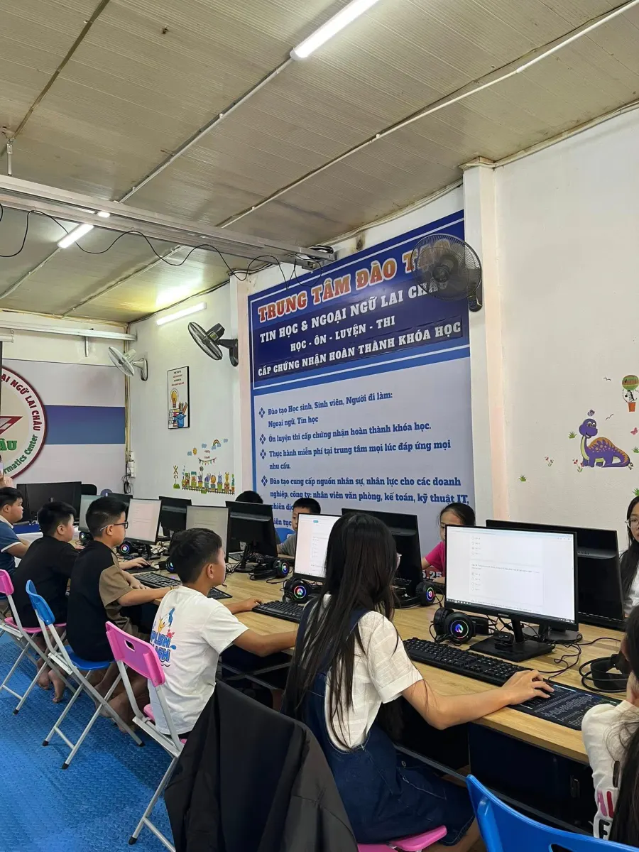 Trung tâm Tin học & Ngoại Ngữ Lai Châu - CS2