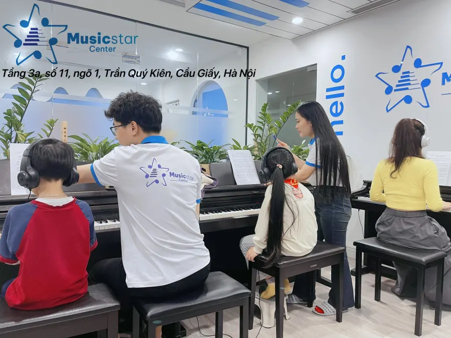 Trung tâm Music Star Center
