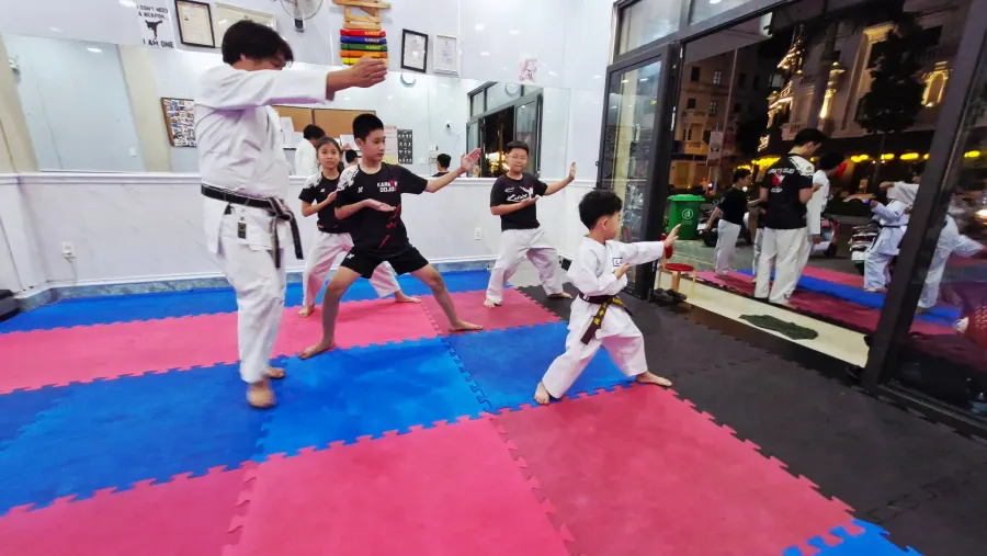 Lớp Karate Dojo Gò Vấp