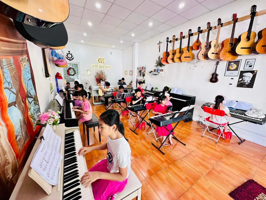 Trung tâm Quang Hưng Piano